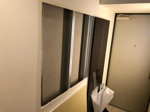壁穴 壁紙クロスの補修 J House 名古屋の便利屋の無料広告 無料掲載の掲示板 ジモティー