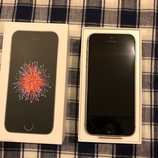 【新品】iPhone SE 32GB スペースグレイ【SIMロッ...