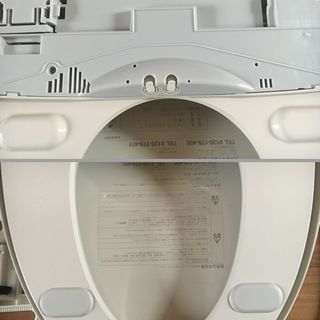 ■LIXIL（INAX）■シャワートイレ（CW-D11BN8）オフホワイト