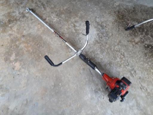 草刈り機　４５cc　１００００円