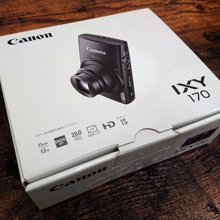 【新品未使用】デジタルカメラ Canon IXY170 シルバー