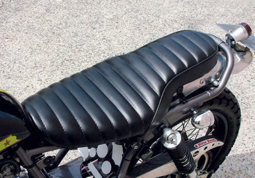 250TR#シート （NITRO HEADS ツーリングコブラシート 250TR