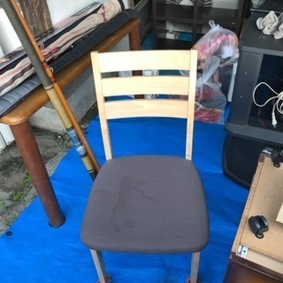 木製椅子 1脚