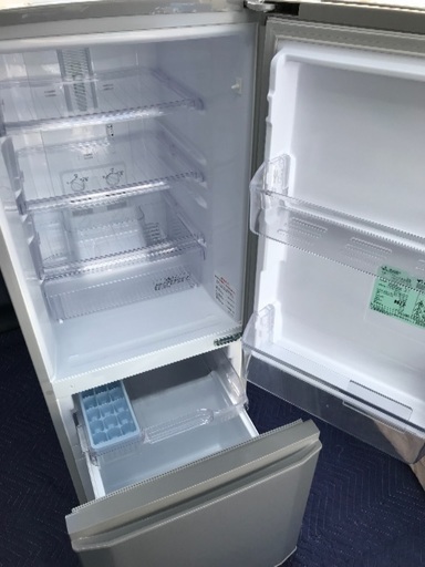 取引中。2015年製三菱冷凍冷蔵庫146L。美品。千葉県内配送無料。設置無料。