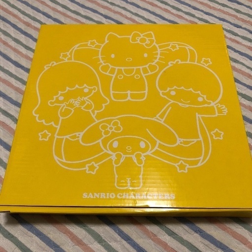 値下げ ハローキティ サンリオキャラクターズ お皿 15年 ローソン よちあち 横浜の食器 プレート の中古あげます 譲ります ジモティーで不用品の処分