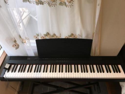 値下がり　ヤマハ　電子ピアノ　P-105B　88鍵盤　2014年製 カバン付き