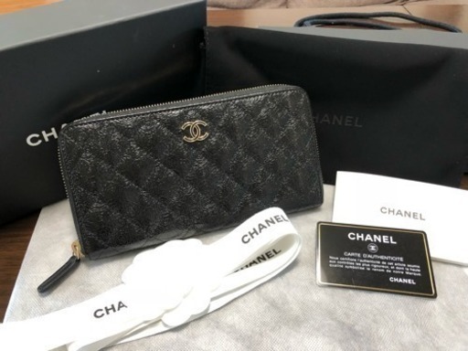 CHANEL２０１８aw 最新作カメリア小柄ラウンドファスナー長財布