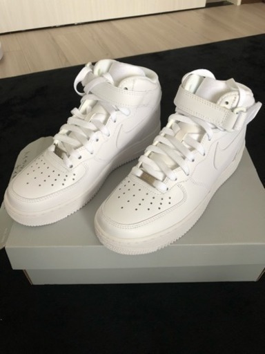 ナイキ AIR FORCE 1 MID07