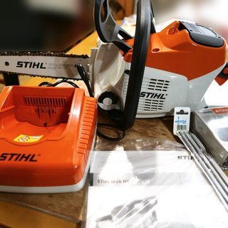 STIHL スチール MSA 160C バッテリー式 コードレス チェーンソー バッテリー 充電器 セット　おまけあります。　数回使用の美品 