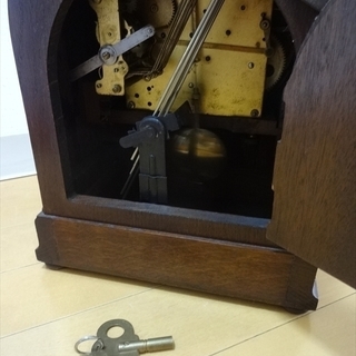 □アンティーク ゼンマイ式 置時計 MADE IN GERMANY 置き時計 antique