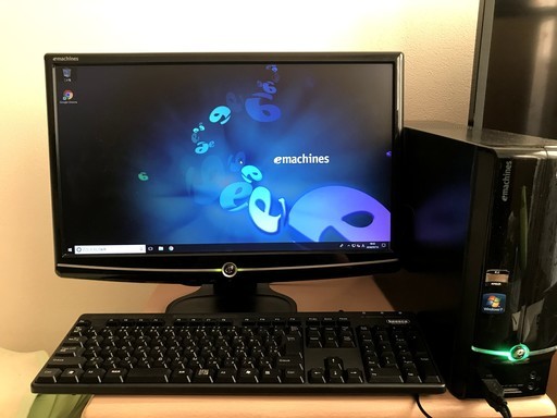 win10 デスクトップパソコン モニター  キーボード マウス付き