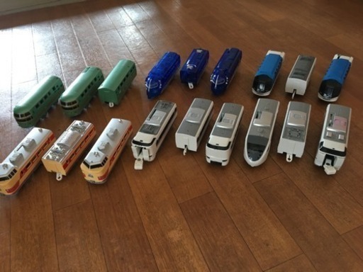 【終了しました】プラレール美品 レア車両あり