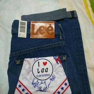 Lee  XS