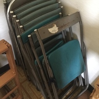 【イベント用に是非】折り畳み式パイプ椅子20脚