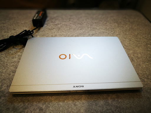 ソニー VAIO VPCX13ALJ SSD搭載・薄い＆軽い＆ソフト充実
