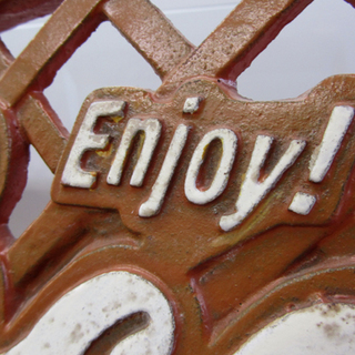 コカコーラ ベンチ Enjoy 鉄フレーム＆木製板 札幌 西宮の沢