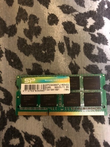 メモリ8GB２枚組