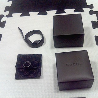 Gucciの指輪 、箱、リボン付き 素人採寸サイズ9号  