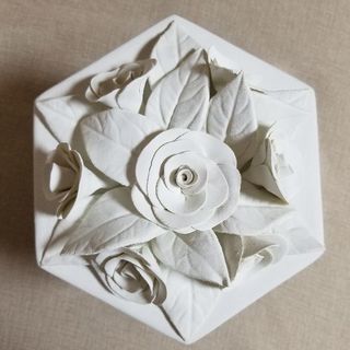 手作りの土に還るペットの骨壺