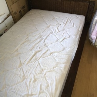 バリ風ベッド