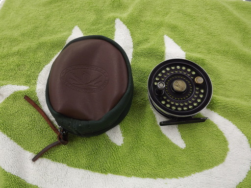 ORVIS オービス PRESENTATION EXRⅢ プレゼンテーション 旧ロゴ 裏銀 フライリール 札幌 西岡発