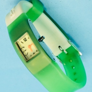 電池交換済(Q1)カバンドズッカ　レディース腕時計 USED送料無料!