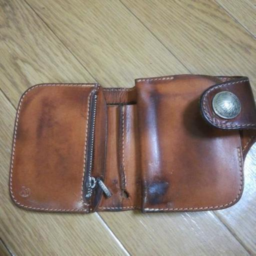 レッドムーン二つ折財布 Ssk 横須賀の小物の中古 古着あげます 譲ります ジモティーで不用品の処分