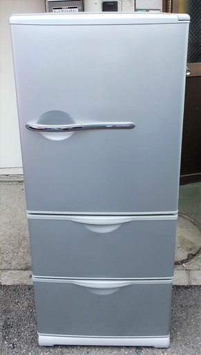 ☆三洋電機 SANYO SR-261R(S) 255L 3ドアノンフロン冷凍冷蔵庫◆使いやすいロータイプ＆まん中フリーザー