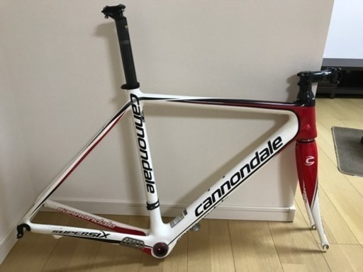 美品 キャノンデール スーパーシックス フルカーボン サイズ52 Rotor製セラミックBB付（30to24)シマノクランク使用可 cannondale super six