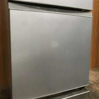 アクア 冷凍冷蔵庫 (157L） 2ドア シルバー AQR-16D (S) 2015年製