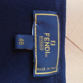 FENDI　ロゴ入りブラックワンピ♡