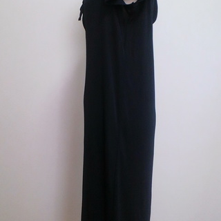 FENDI　ロゴ入りブラックワンピ♡