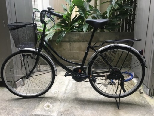 美品 24インチ 自転車 カゴ付き  黒色