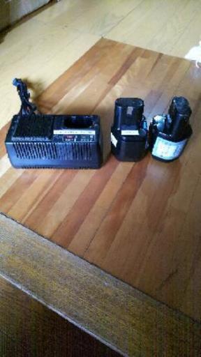 充電器とバッテリー