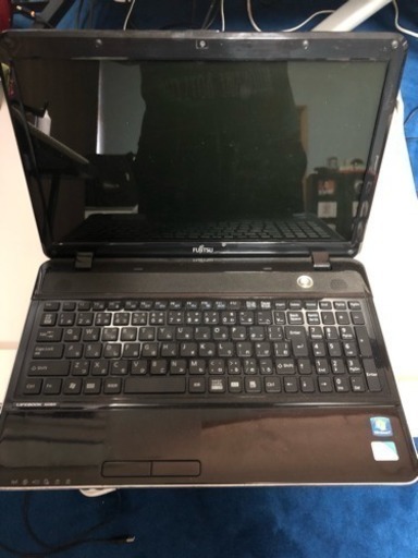 ノートパソコン FUJITSU LIFEBOOK AH30/H