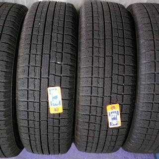 冬タイヤ【超美品】 2017年【98％富山】日本製 トーヨー 175/65R15 ヴィッツ アクア ポルテ スペイド フィールダー フィット インサイト スイフト　