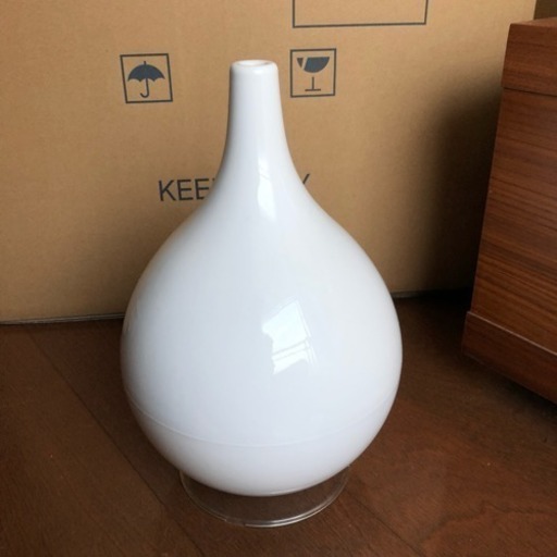 超音波式加湿器 白 中古 オシャレ おはなさん 世田谷の季節 空調家電 加湿器 の中古あげます 譲ります ジモティーで不用品の処分