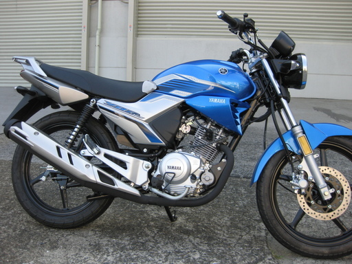 ヤマハYBR125 新車　未登録　未走行