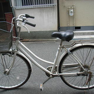 無料配達地域あり、税込9,800円、26インチ、ブラック、外装6段変速