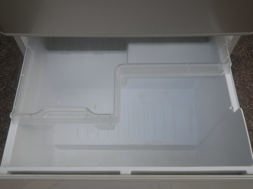 配達可 シャープ 両開き冷凍冷蔵庫 350L SJ-WA35X  2013年製