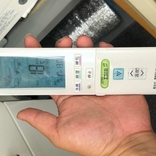 シャープ2013年 六畳用エアコン 自動掃除 空気清浄機能