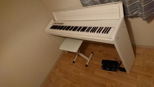 電子ピアノ KORG