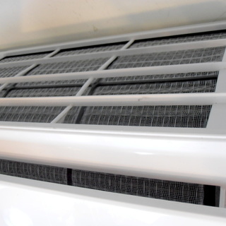 安心の6ヶ月メーカー修理保証付！2015年製 HITACHIの2.2kWルーム