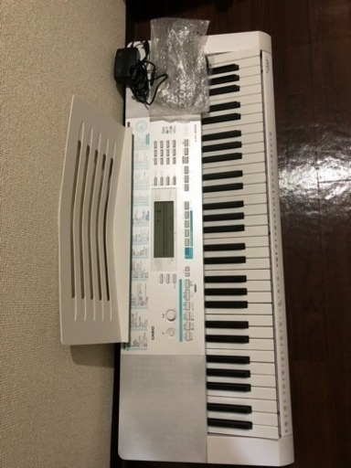 超美品！電子キーボード！鍵盤光ります！