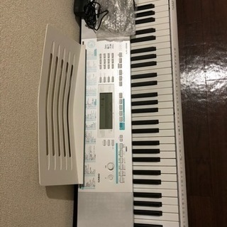 超美品！電子キーボード！鍵盤光ります！