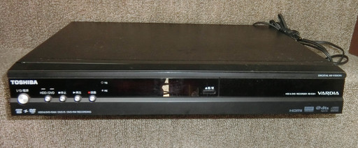 東芝 HDD \u0026 DVD RECORDER ダブル チューナーでダブル録画機能 RD-E301 1TB内蔵 デジタルハイビジョンチューナー内蔵HDD\u0026DVDレコーダー