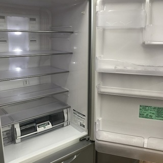 安心の6ヶ月保証！】真空チルド室搭載の大型冷蔵庫でございます。