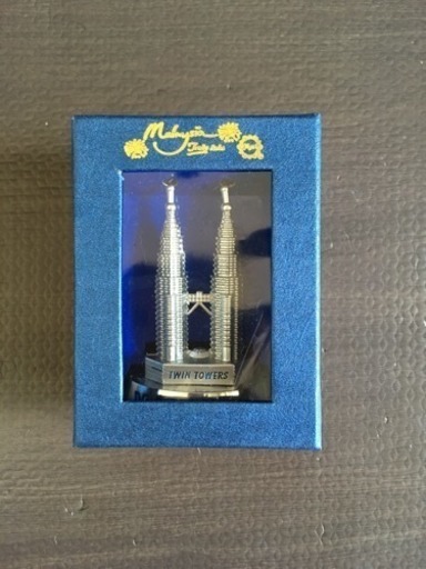 マレーシア ツインタワー 置物 Sajito 押上 スカイツリー前 のインテリア雑貨 小物の中古あげます 譲ります ジモティーで不用品の処分
