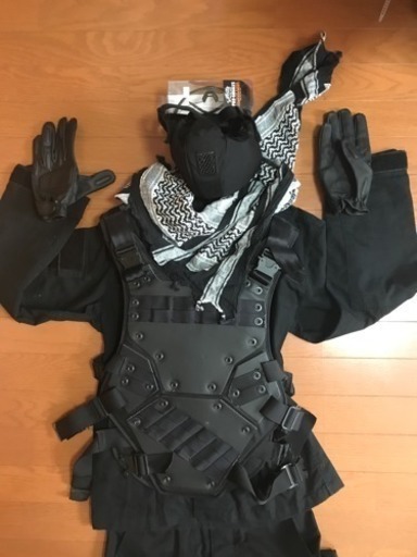 サバゲー装備セット 黒 サイズmぐらい つる 江坂の服 ファッションの中古 古着あげます 譲ります ジモティーで不用品の処分