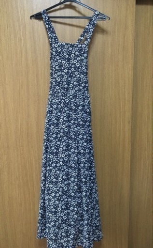 お値下げ中 大人気 ローリーズファーム 花柄ロングワンピース ネイビー ポチャッコ 熊本 の服 ファッションの中古 古着あげます 譲ります ジモティーで不用品の処分 お値下げ中 大人気 ローリーズファーム 花柄ロングワンピース ネイビー ポチャッコ 熊本 の服 ファッションの中古 古着あげます 譲ります ジモティーで不用品の処分